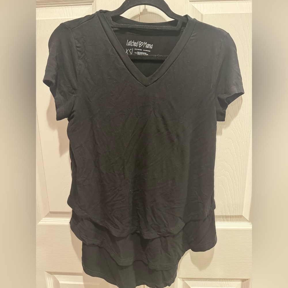 Latched Mama Black V-Neck Short Sleeve Nursing Tee -NWOT